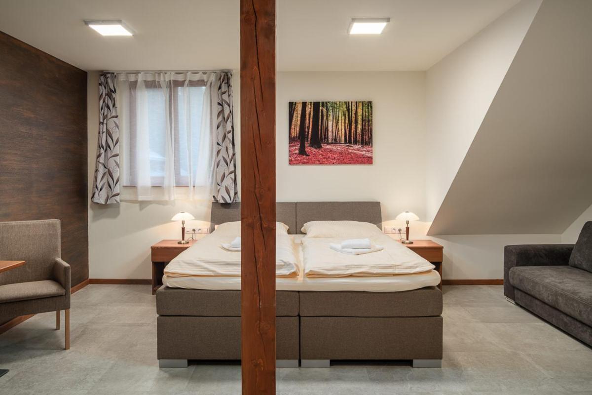 Wellness Hotel Ondrášův dvůr Bila  Exterior foto